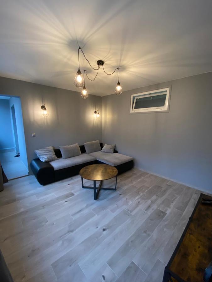 Apartament24-Just In Center ブンツラウ エクステリア 写真