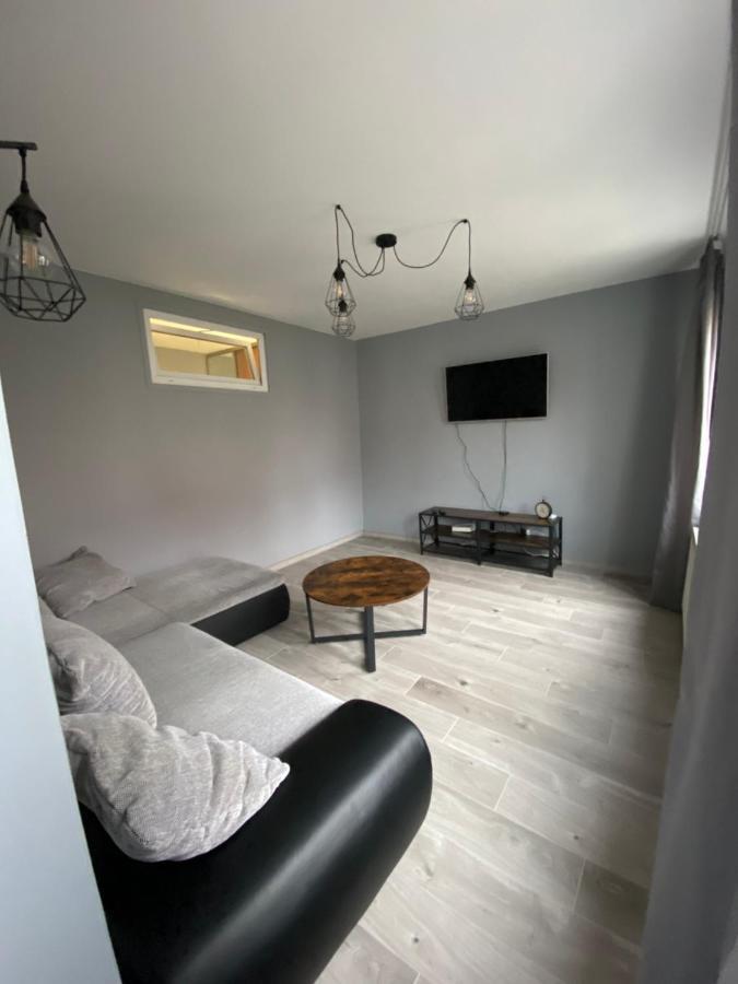 Apartament24-Just In Center ブンツラウ エクステリア 写真