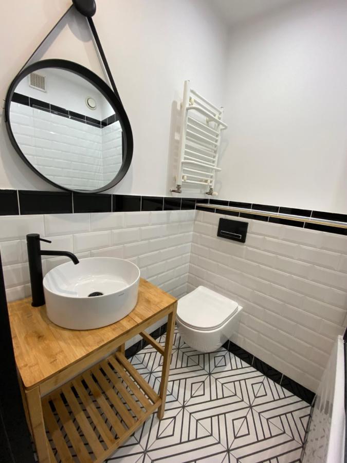 Apartament24-Just In Center ブンツラウ エクステリア 写真